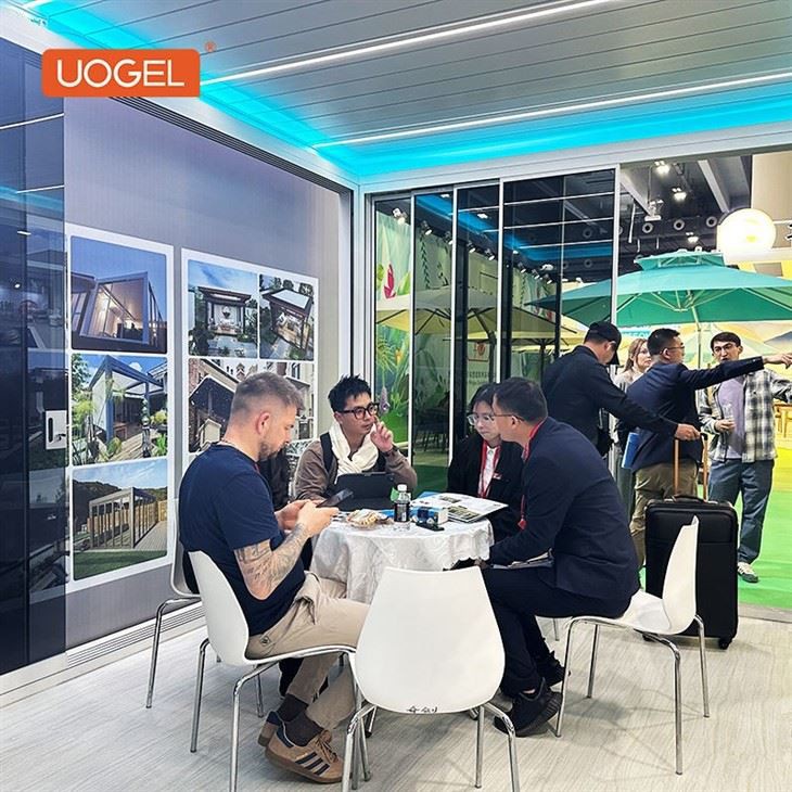 25.12.1-backyard deck with pergola roof-3