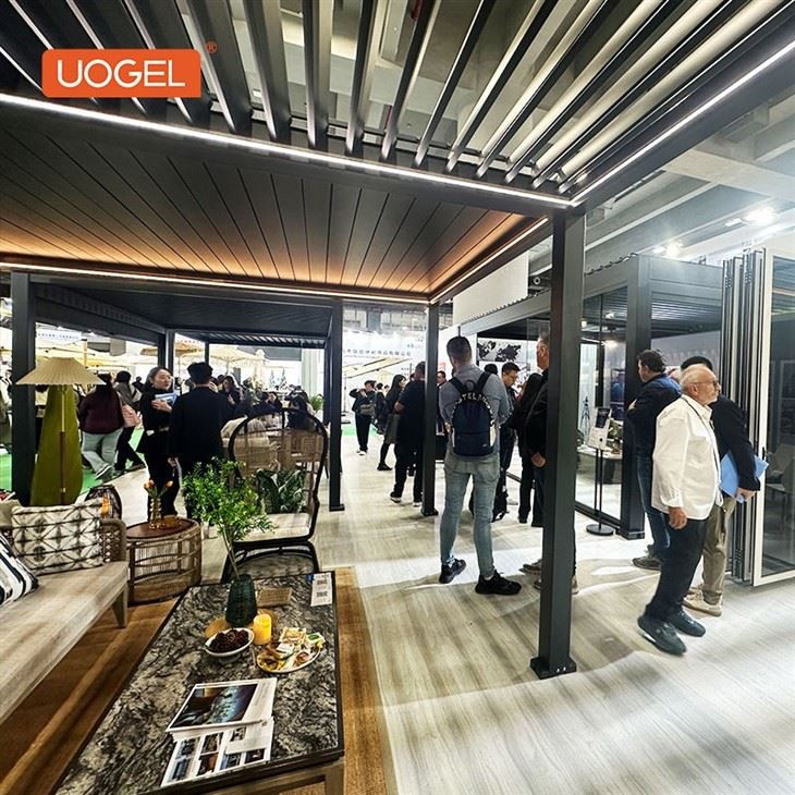 25.12.15-diy deck pergola-3